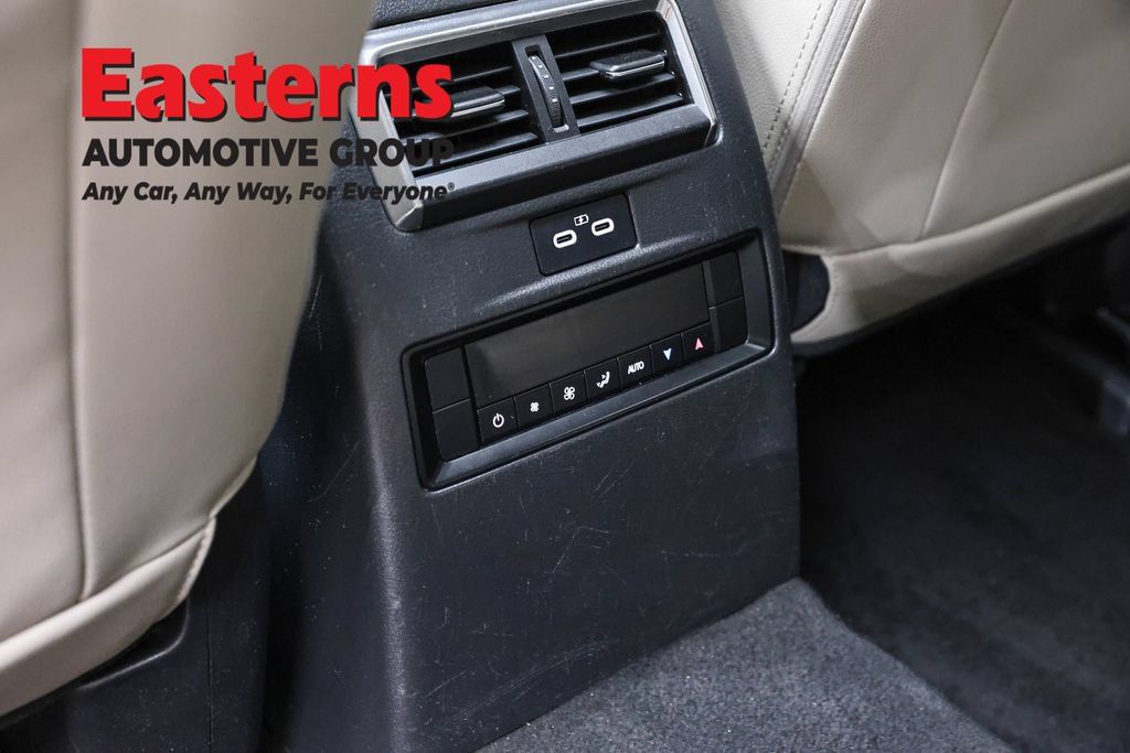 Used 2024 MAZDA CX-90 Plug-In Hybrid w/ Preferred AWD/4WD image 25