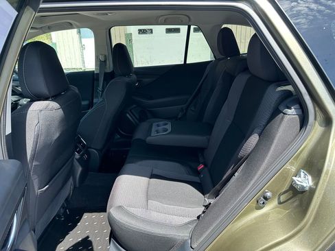 Used 2025 Subaru Outback Premium AWD/4WD image 27