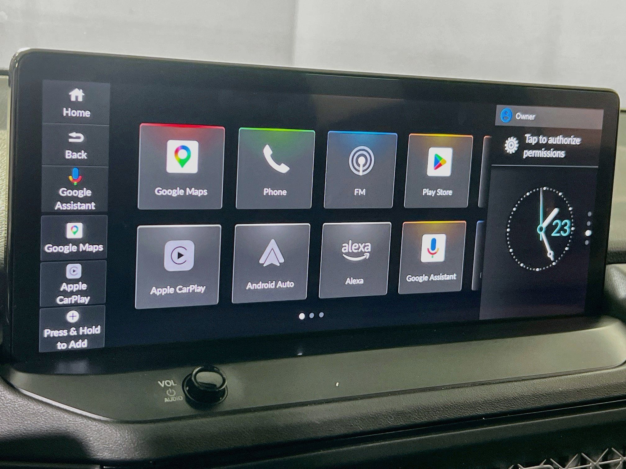 Used 2023 Honda Accord Touring image 14