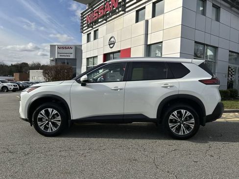 Certified 2023 Nissan Rogue SV w/ SV Premium B Package AWD/4WD image 9