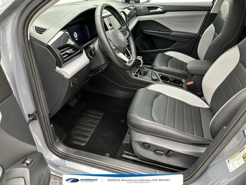Certified 2024 Volkswagen Taos SEL AWD/4WD image 11
