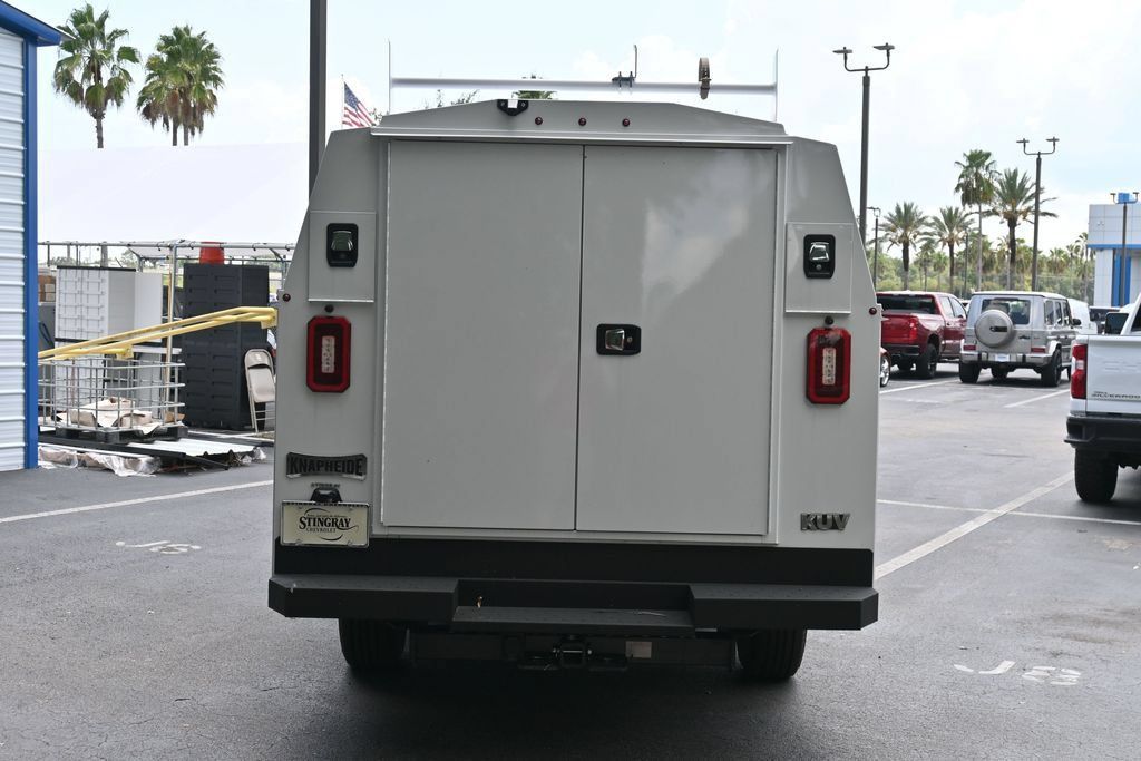 New 2025 Chevrolet Express 3500 w/ Power Convenience Package RWD image 4