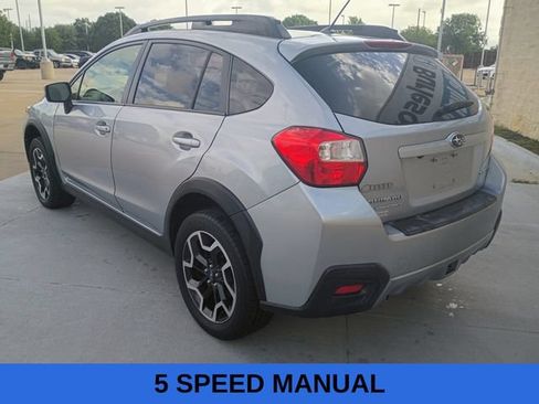 Used 2016 Subaru Crosstrek 2.0i Premium AWD/4WD image 2