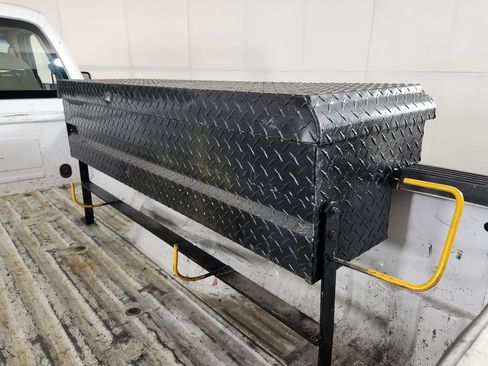Used 2008 Ford F250 XL RWD image 9
