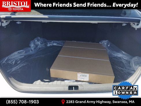 Used 2026 Toyota Camry SE w/ Convenience Package FWD image 8