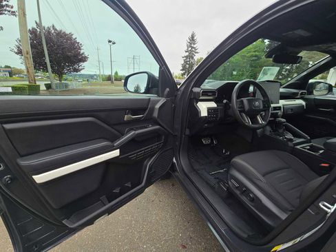 Certified 2024 Toyota Tacoma TRD Sport w/ TRD Sport Upgrade Package AWD/4WD image 20