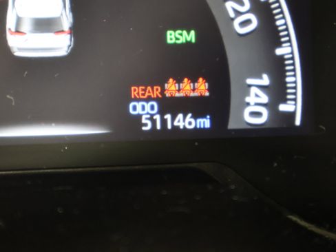 Used 2024 Toyota RAV4 Adventure image 17