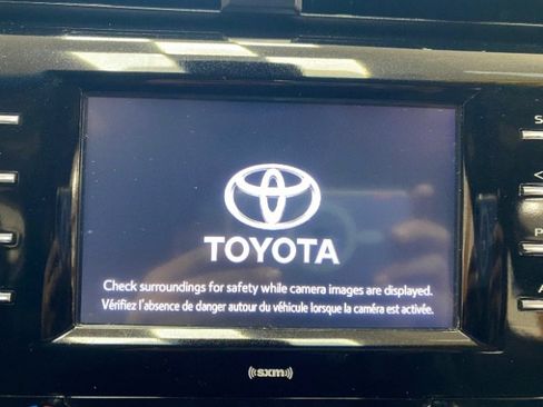 Used 2020 Toyota Camry SE image 24