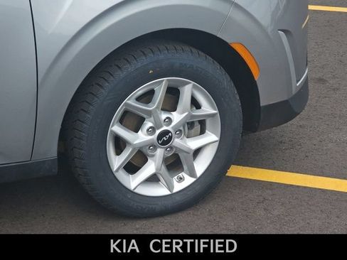 Used 2024 Kia Soul S FWD image 10