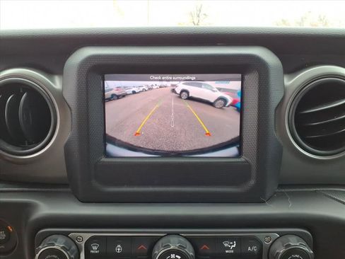 Used 2022 Jeep Wrangler Unlimited Sport S image 10