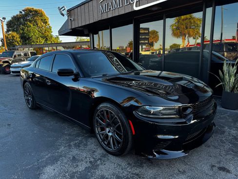 Used 2017 Dodge Charger R/T Scat Pack RWD image 5