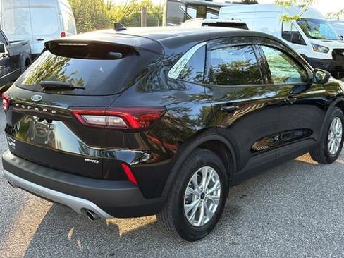 Used 2023 Ford Escape Active AWD/4WD image 29