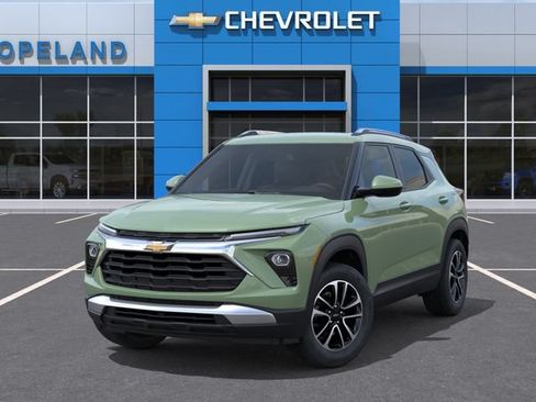 New 2026 Chevrolet TrailBlazer LT w/ Convenience Package AWD/4WD image 6