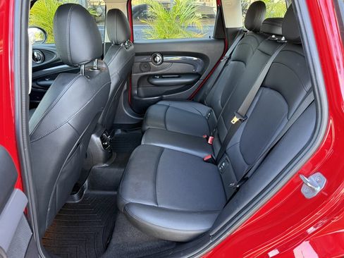 Used 2019 MINI Cooper Clubman S image 16