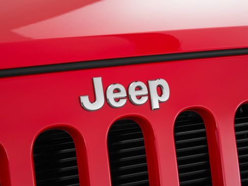 Used 2016 Jeep Wrangler Unlimited Rubicon w/ Connectivity Group AWD/4WD image 53