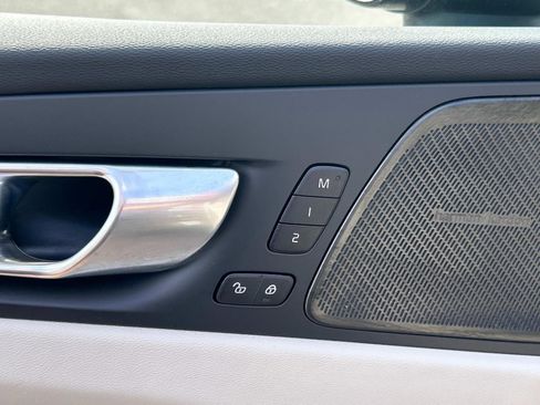 Certified 2024 Volvo XC60 B5 Plus w/ Protection Package Premier image 21