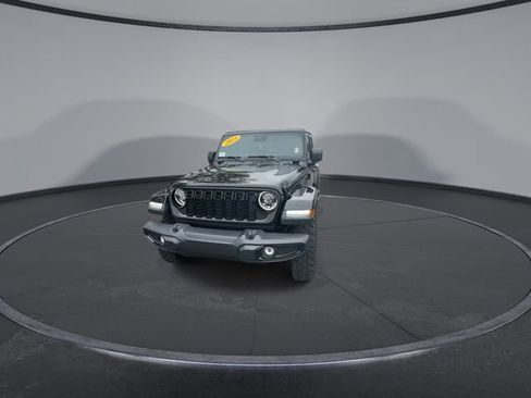 Used 2025 Jeep Gladiator Willys image 6