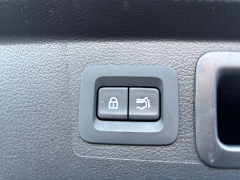 Certified 2025 MAZDA CX-50 2.5 Hybrid w/ Cargo Package image 34