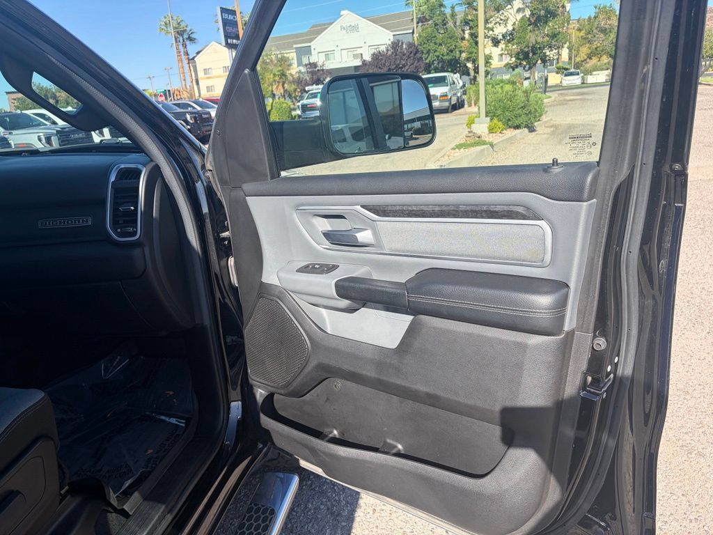 Used 2022 RAM 1500 Big Horn AWD/4WD image 36
