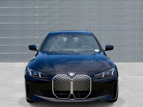 New 2026 BMW i4 eDrive40 w/ Parking Assistance Package RWD image 2
