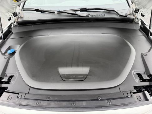 Certified 2023 Volvo C40 P8 Recharge Ultimate AWD/4WD image 38