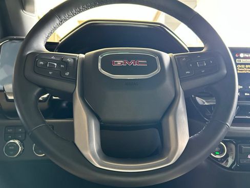 Used 2026 GMC Sierra 1500 SLT AWD/4WD image 24