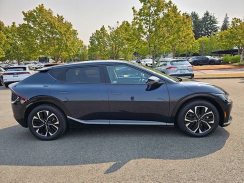 Certified 2024 Kia EV6 Wind AWD/4WD image 4