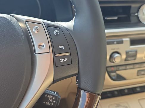 Used 2013 Lexus ES 350 w/ Luxury Pkg FWD image 17