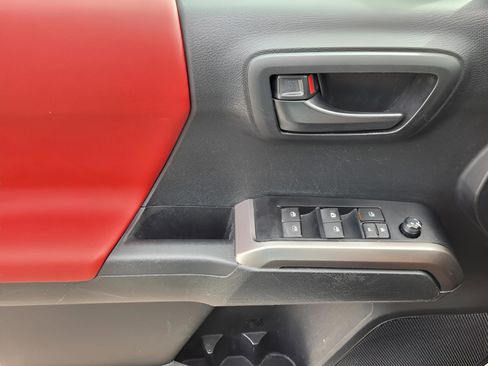 Certified 2023 Toyota Tacoma SR5 image 15