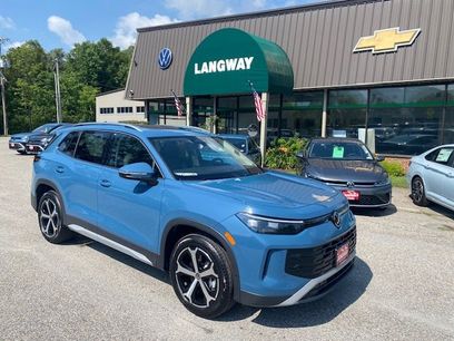 New 2025 Volkswagen Tiguan SE