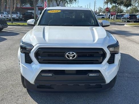 Used 2024 Toyota Tacoma SR5 w/ SR5 Upgrade Package image 2