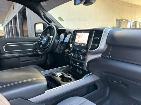 Used 2024 RAM 3500 Big Horn image 22