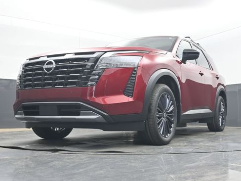 New 2026 Nissan Pathfinder SL AWD/4WD image 26
