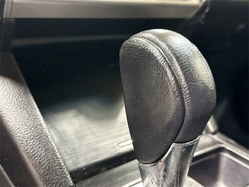 Used 2018 Subaru Legacy 2.5i Premium image 13