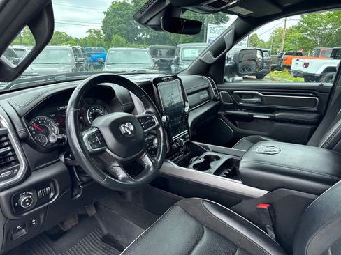 Used 2024 RAM 1500 Laramie AWD/4WD image 12