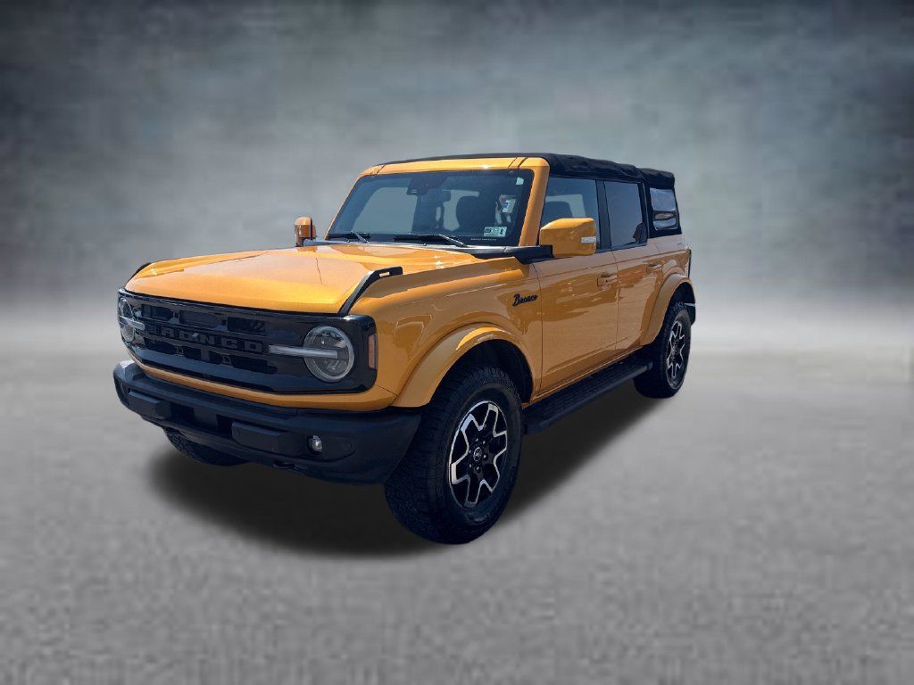 Used 2022 Ford Bronco Outer Banks AWD/4WD image 2