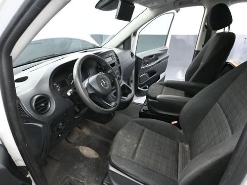 Used 2017 Mercedes-Benz Metris image 19