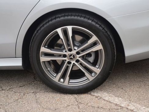 Used 2022 Mercedes-Benz E 350 4MATIC Sedan image 29