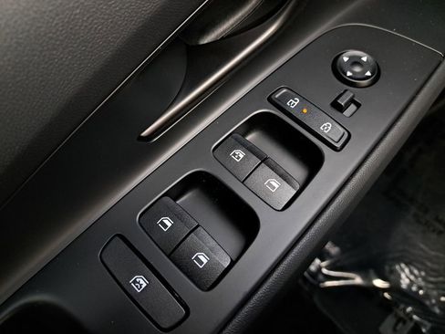 New 2025 Hyundai Elantra SEL image 27