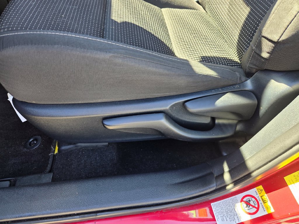 Used 2018 Toyota Corolla iM w/ Carpet Mat Package (TMS) FWD image 15
