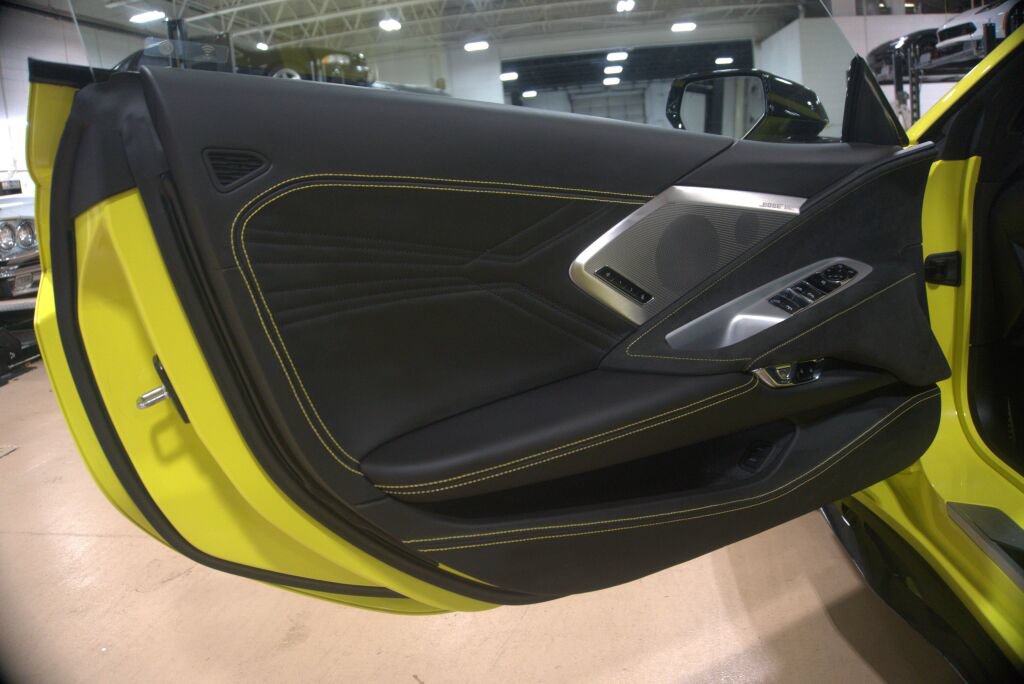 Used 2024 Chevrolet Corvette Z06 RWD image 35