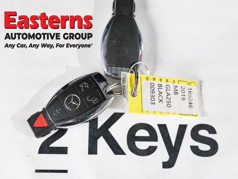 Used 2019 Mercedes-Benz GLA 250 4MATIC w/ Premium Package image 28