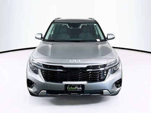 Used 2025 Kia Seltos S image 2