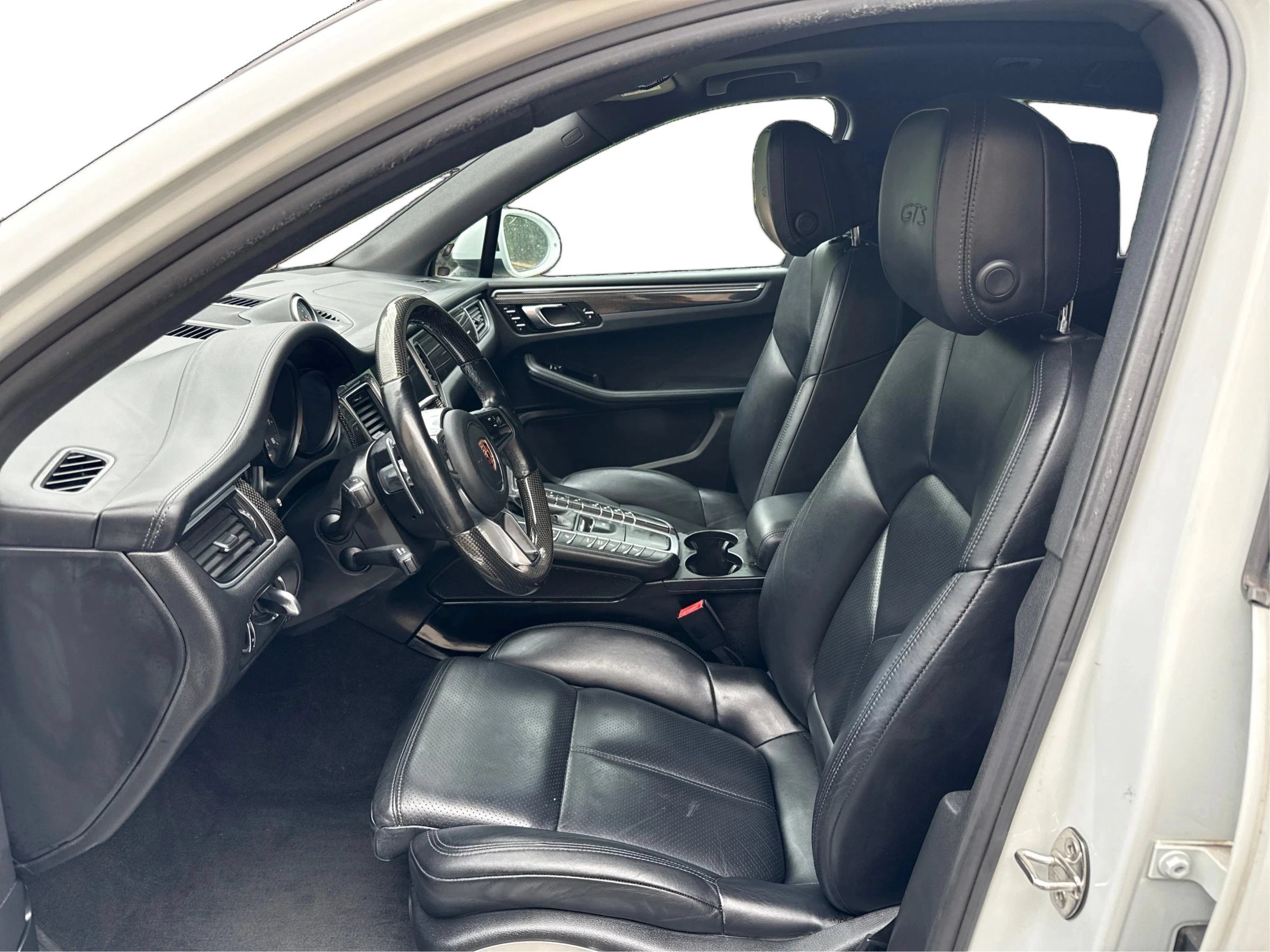 Used 2018 Porsche Macan GTS AWD/4WD image 9
