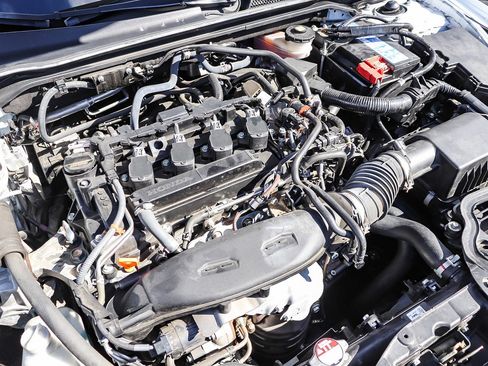 Used 2024 Honda Civic Sport Touring image 28