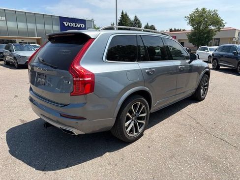 Used 2017 Volvo XC90 T5 Momentum w/ Vision Package AWD/4WD image 4