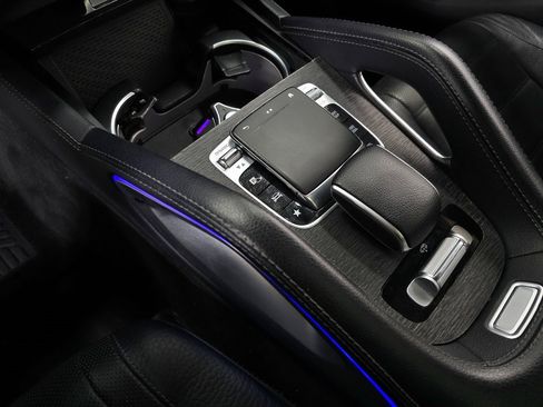 Used 2020 Mercedes-Benz GLS 580 4MATIC image 37