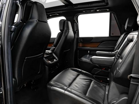 Used 2023 Lincoln Navigator L Reserve image 34