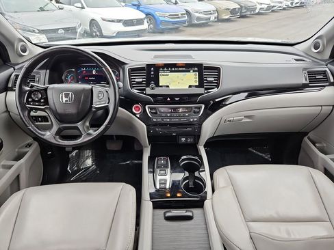 Used 2020 Honda Pilot Touring image 9