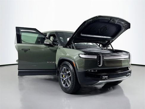 Used 2022 Rivian R1T Launch Edition image 24